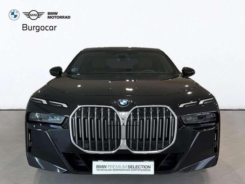 Usado BMW 740 Comfort Edition 299 CV (219 kW) 2024 Negro Berlina