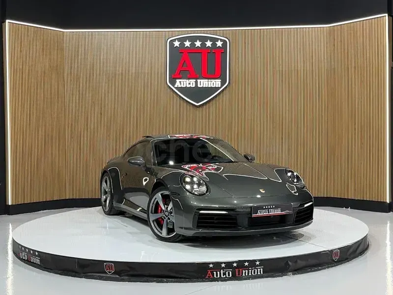 Usado Porsche 911 Carrera S 450 CV (330 kW) 2019 Gris / plata Coupe