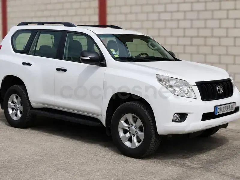Usado Toyota Land Cruiser 190 CV (139 kW) 2012 Blanco SUV