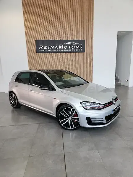 Usado VW Golf VII GTI 220 CV (161 kW) 2015 Gris / plata Berlina