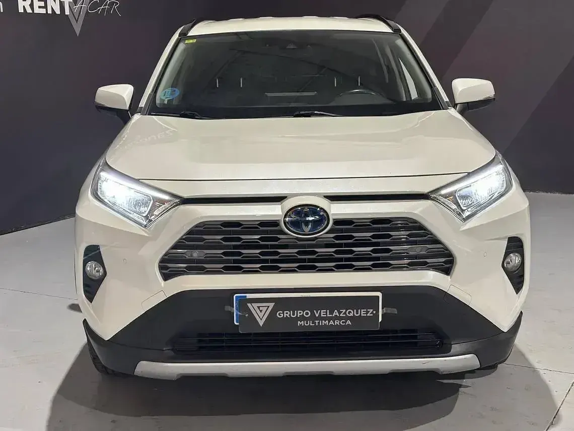 Usado Toyota RAV4 Hybrid Advance 218 CV (160 kW) 2020 Blanco SUV