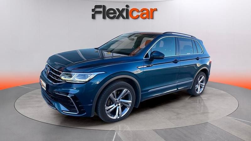 Usado VW Tiguan R-line 200 CV (147 kW) 2021 Negro SUV