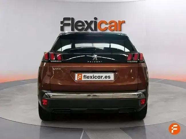 Usado Peugeot 3008 Allure 150 CV (110 kW) 2021 Naranja SUV
