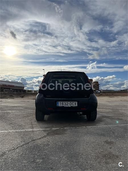 Rojo Usado 2004 Smart ForFour Passion Utilitario | 1300 € (Buen precio) - Imagen 1/4