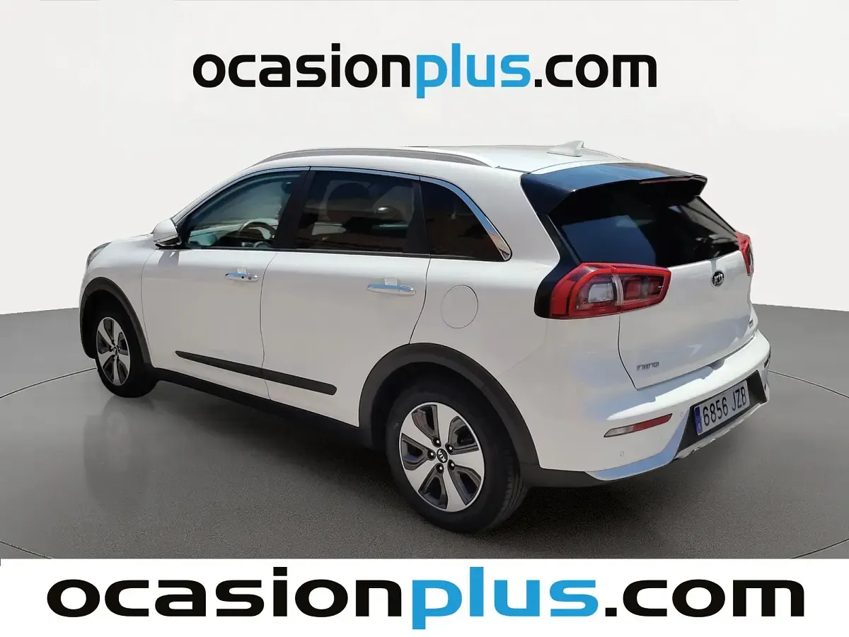 Begagnad Kia Niro 141 HK (103 kW) 2017 Vit SUV