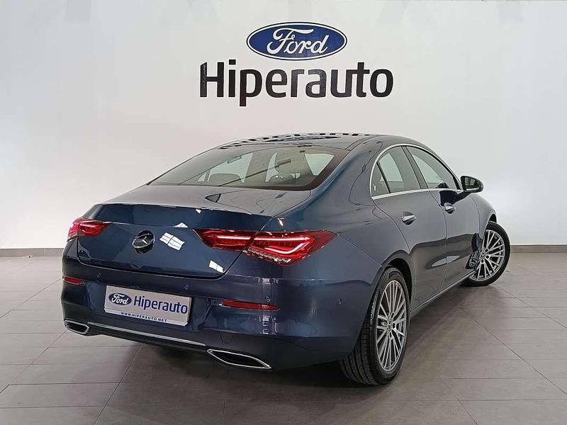 Usado Mercedes CLA180 136 CV (100 kW) 2021 Azul Berlina