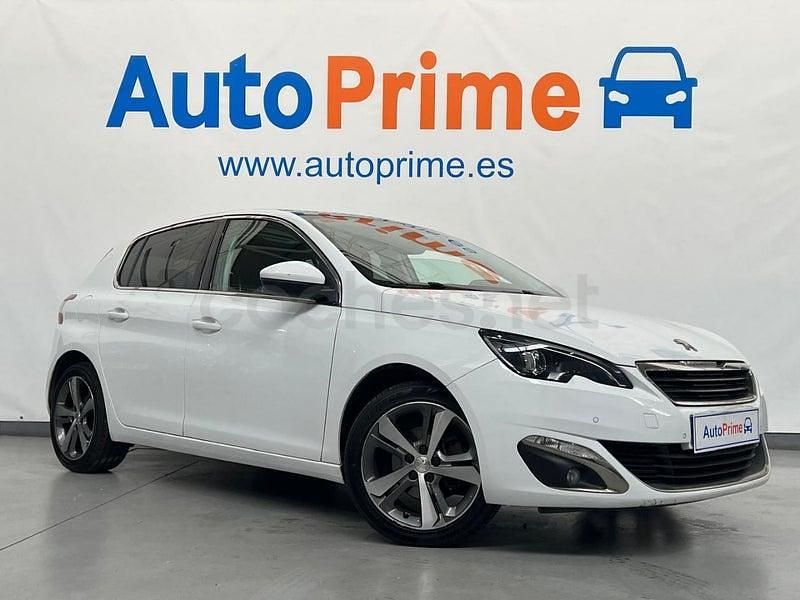 Usado Peugeot 308 Allure 120 CV (88 kW) 2017 Blanco Berlina