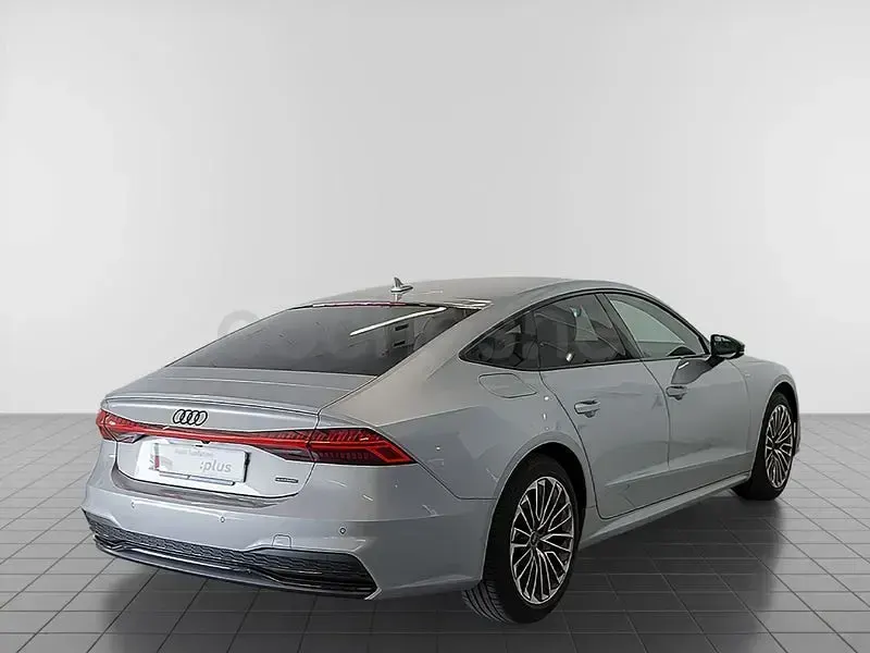 Usado Audi A7 Competition 367 CV (269 kW) 2024 Gris / plata Berlina