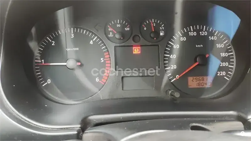 Usado Seat Ibiza Stella 90 CV (66 kW) 2001 Blanco Utilitario