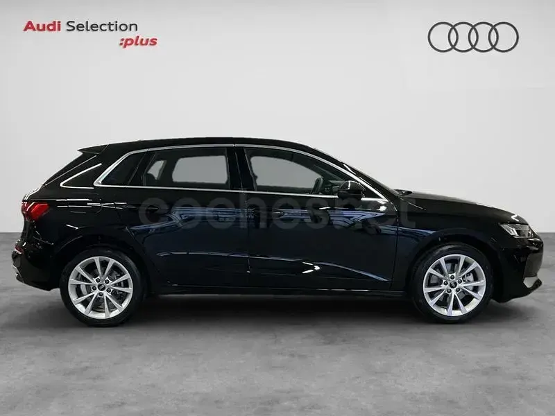 Usado Audi A3 Advanced 204 CV (150 kW) 2026 Negro Berlina