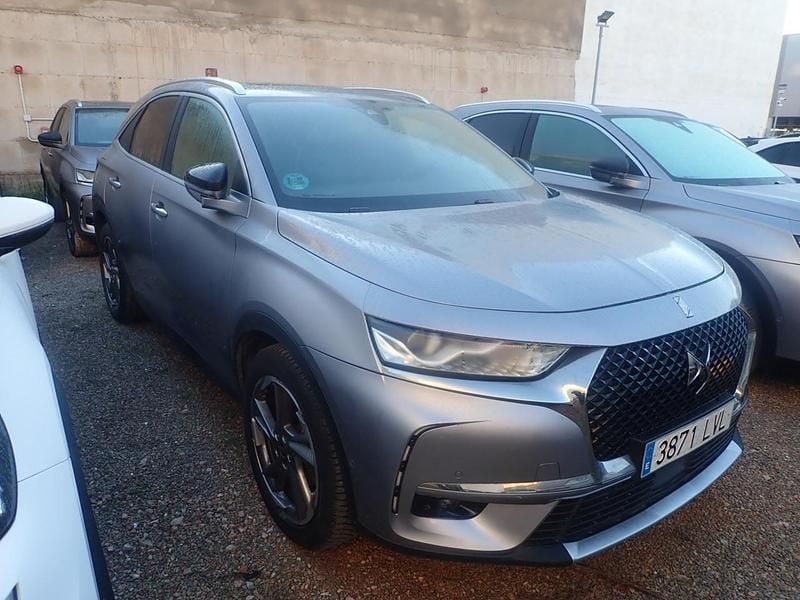 Usado DS Automobiles DS3 Crossback Bastille Plus 130 CV (95 kW) 2021 Gris SUV