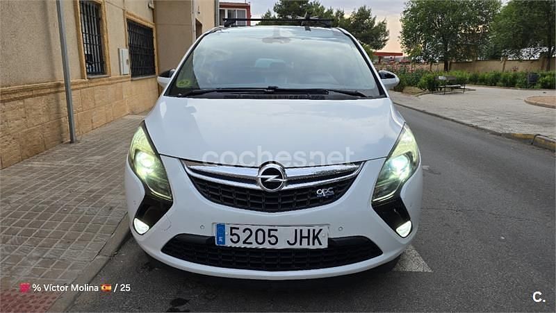 Blanco Usado 2012 Opel Zafira Tourer Excellence Monovolumen | 5900 € (Super precio) - Imagen 1/4