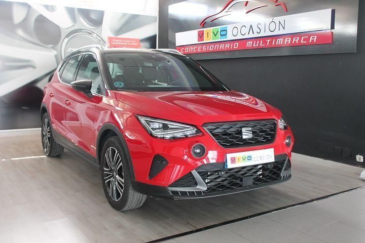 Rojo Usado 2024 Seat Arona FR SUV | 19.900 € (Precio justo) - Imagen 1/4