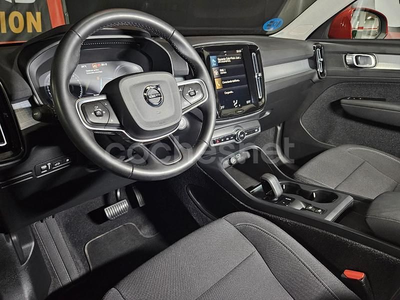 Usado Volvo XC40 Plus 262 CV (192 kW) 2021 Rojo SUV