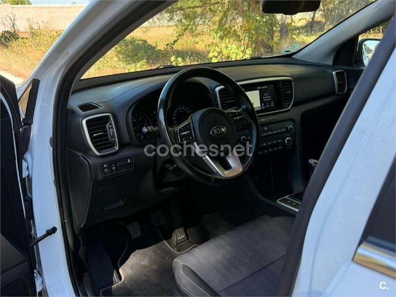 Usado Kia Sportage 136 CV (100 kW) 2019 Blanco SUV