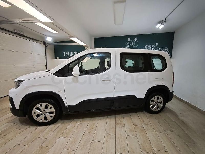 Usado Peugeot Rifter Active 130 CV (95 kW) 2021 Blanco Monovolumen