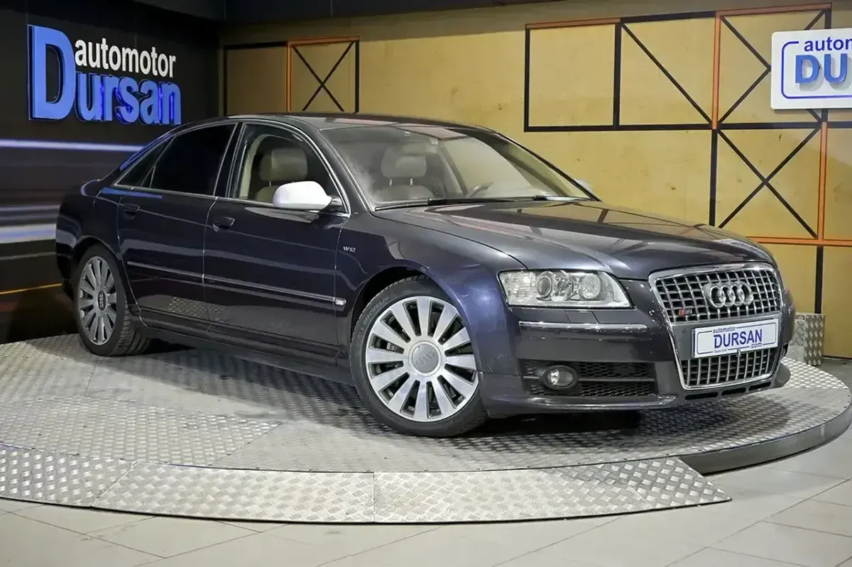 Usado Audi A8 Premium 450 CV (330 kW) 2005 Negro Berlina