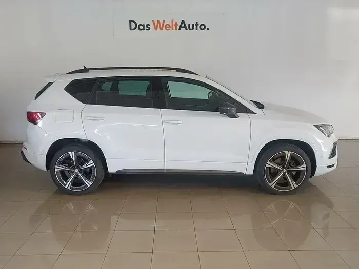 Usado Seat Ateca FR 150 CV (110 kW) 2025 Blanco SUV