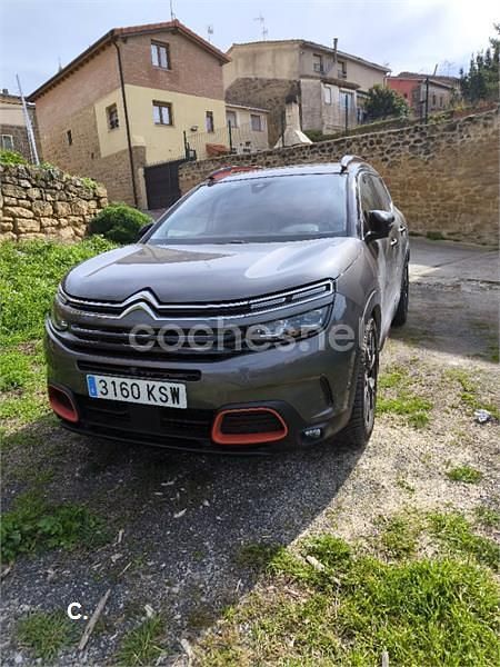 Usado Citroën C5 Aircross Comfort 177 CV (130 kW) 2019 Gris / plata SUV