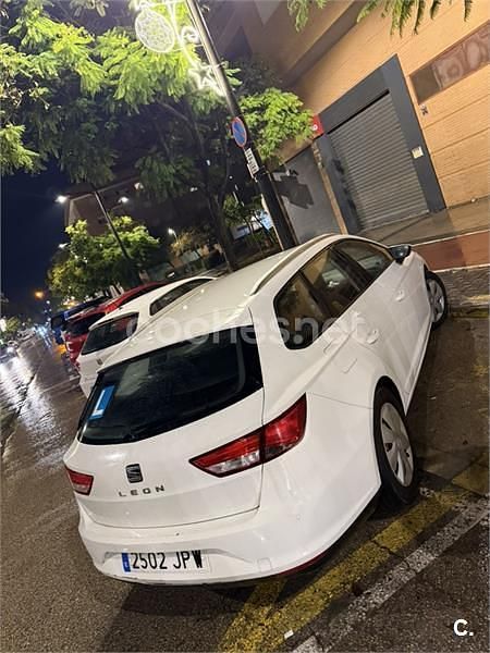 Usado Seat Leon ST Ecomotive 110 HP (80 kW) 2016 Branco Carrinha