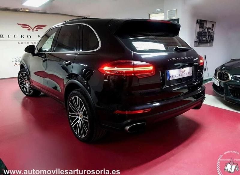 Usado Porsche Cayenne Platinum Edition 262 CV (192 kW) 2016 Negro SUV
