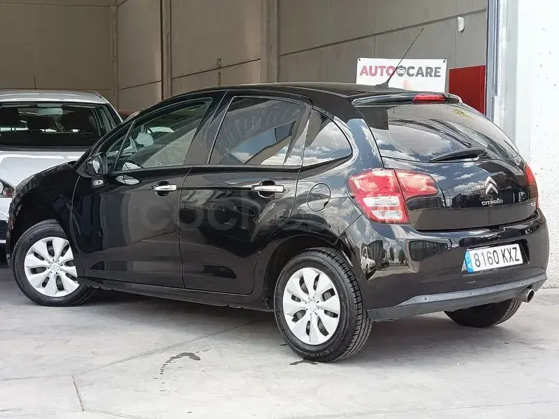 Usado Citroën C3 SELECTION 95 CV (69 kW) 2013 Negro Berlina