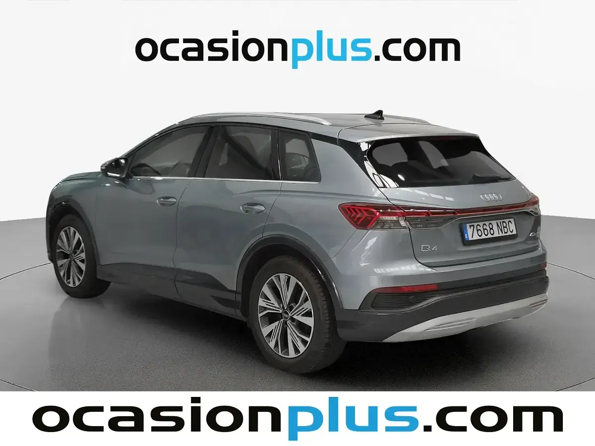 Usado Audi Q4 e-tron Advanced Plus 150 kW (204 CV) 2022 Azul SUV