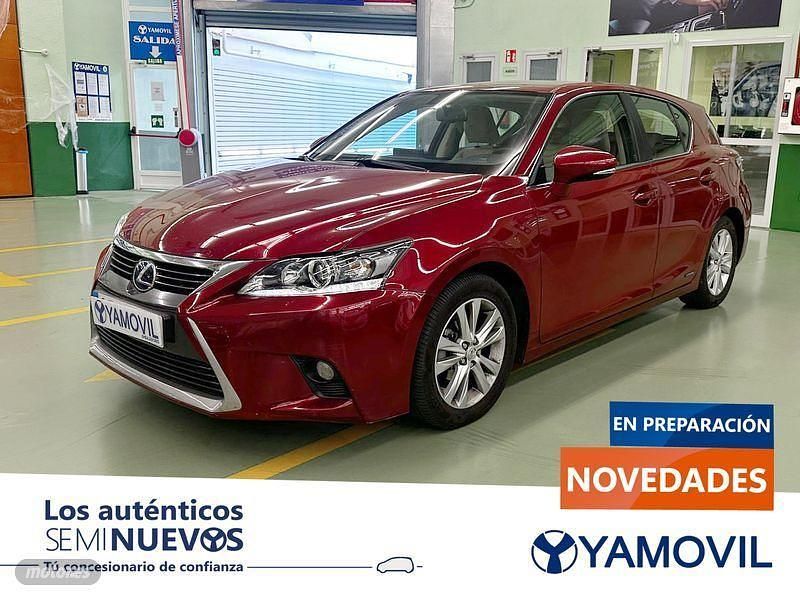 Rojo Usado 2015 Lexus CT200h Executive Line Berlina | 16.950 € (Un poco caro) - Imagen 1/4