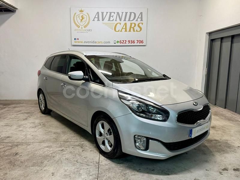 Gris / plata Usado 2016 Kia Carens Monovolumen | 11.700 € (Buen precio) - Imagen 1/4