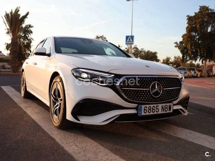 Blanco Usado 2023 Mercedes E300 Berlina | 63.900 € (Caro) - Imagen 1/4