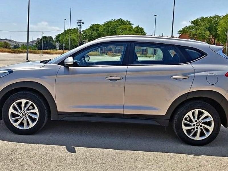 Usado Hyundai Tucson GO! 141 CV (103 kW) 2018 Beige SUV
