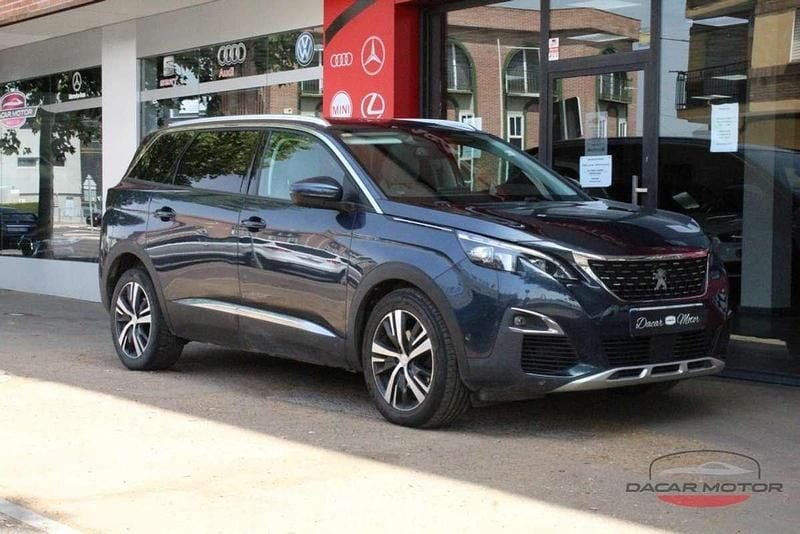 Verde Usado 2017 Peugeot 5008 GT-line Monovolumen | 19.500 € (Precio justo) - Imagen 1/4