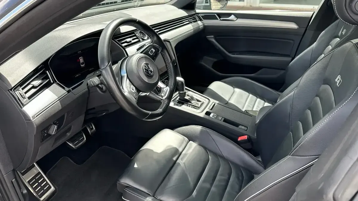 Usado VW Arteon R-line 240 CV (176 kW) 2020 Negro
