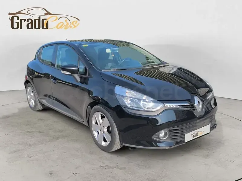 Usado Renault Clio IV Dynamique 90 CV (66 kW) 2013 Negro Berlina