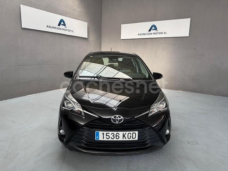 Negro Usado 2017 Toyota Yaris Active Berlina | 11.399 € (Precio justo) - Imagen 1/4