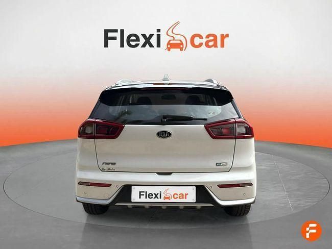 Usado Kia Niro 141 CV (103 kW) 2018 Blanco SUV