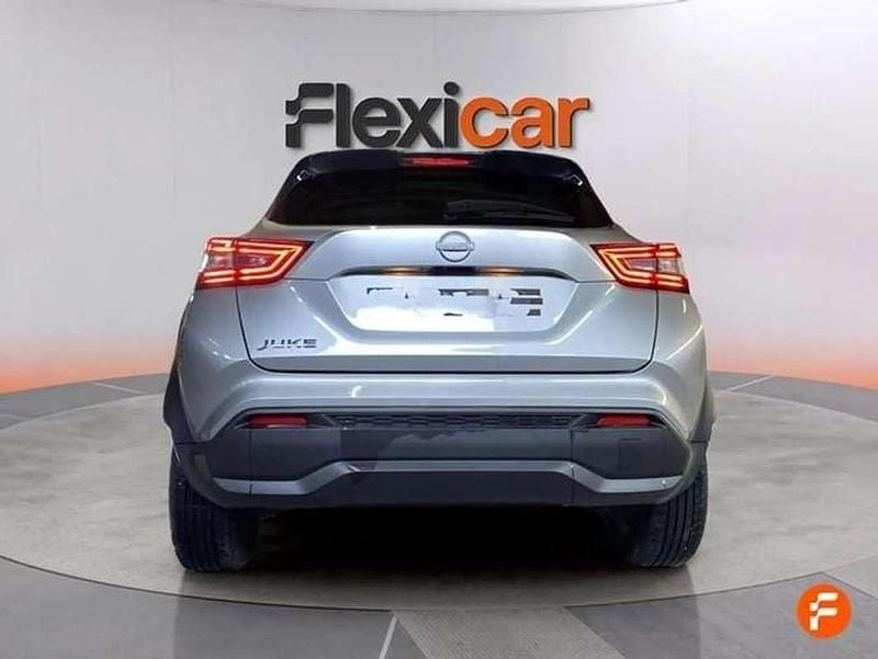 Usado Nissan Juke Acenta 114 CV (83 kW) 2025 Gris SUV