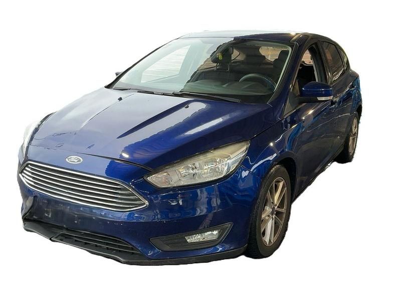 Usado Ford Focus Trend+ 125 CV (91 kW) 2017 Azul Utilitario