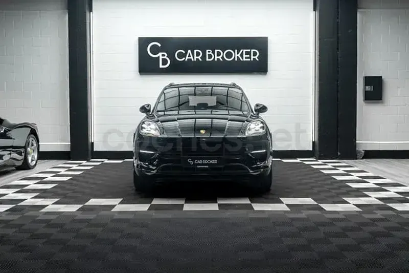 Usado Porsche Macan 380 CV (279 kW) 2025 Negro SUV