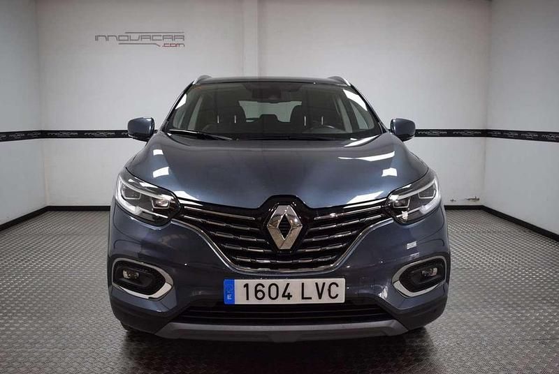 Usado Renault Kadjar LIMITED 140 CV (102 kW) 2021 Gris SUV