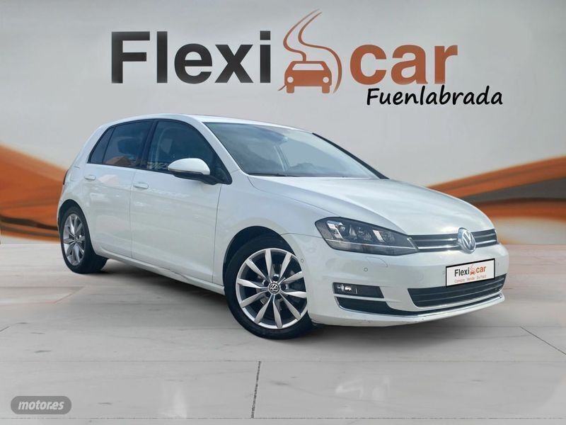 Blanco Usado 2015 VW Golf VII Advance Berlina | 12.990 € (Precio justo) - Imagen 1/4