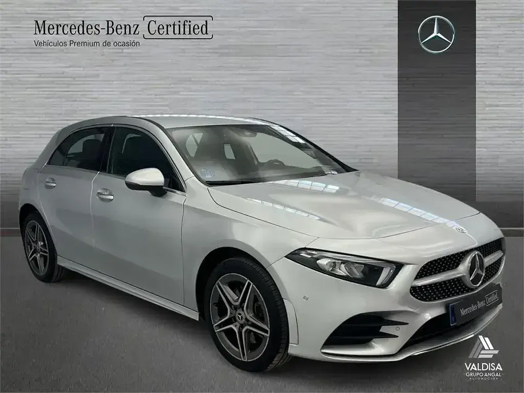 Usado Mercedes A250 AMG line 218 CV (160 kW) 2022 Gris
