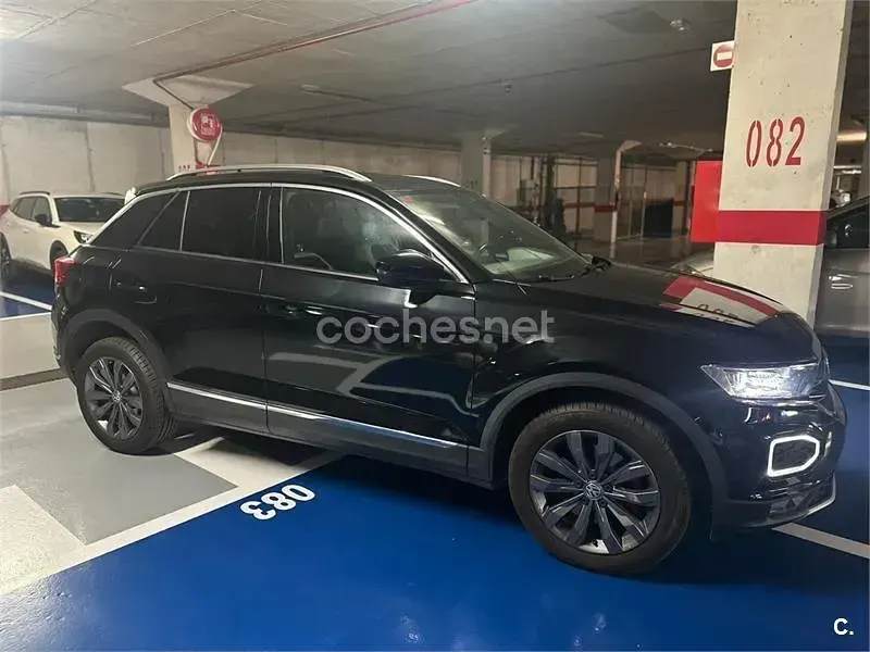 Usado VW T-Roc Sportline 150 CV (110 kW) 2019 Negro SUV