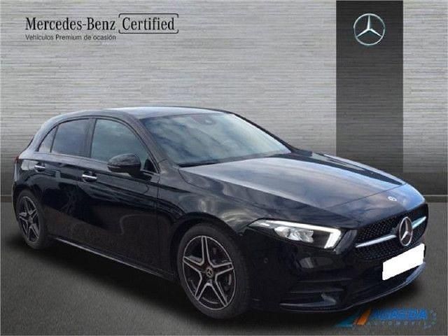 Usado Mercedes A200 AMG line 163 CV (119 kW) 2023 Negro noche