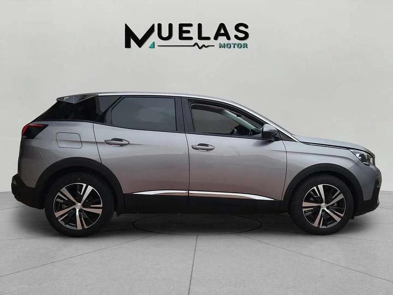 Usado Peugeot 3008 Allure 120 CV (88 kW) 2020 Gris SUV