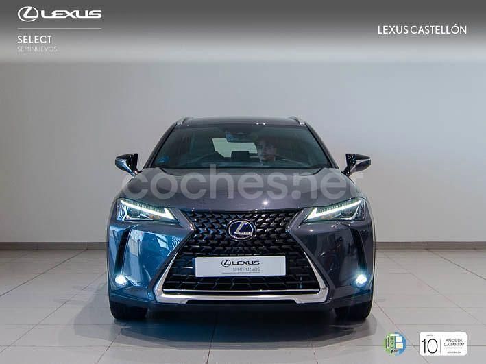Usado Lexus UX Business Edition 184 CV (135 kW) 2022 Gris / plata SUV