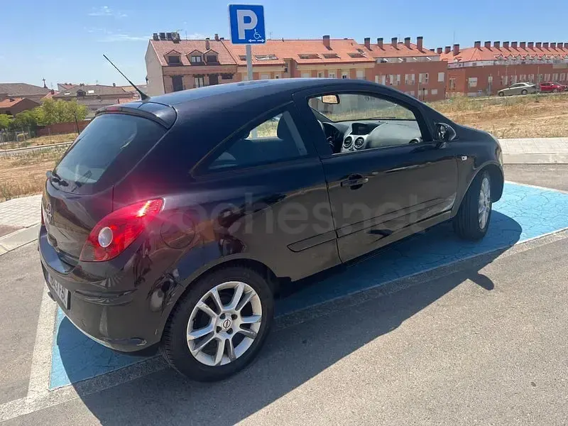Usado Opel Corsa Sport 90 CV (66 kW) 2007 Negro Utilitario