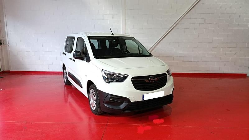 Usado Opel Combo S 100 CV (73 kW) 2021 Blanco Berlina