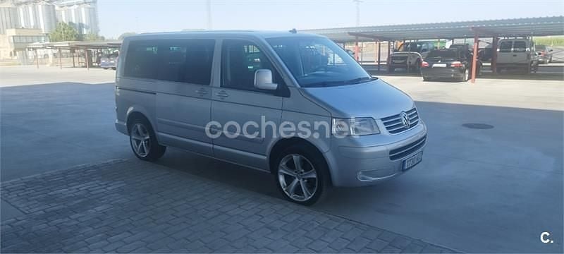 Usado VW Multivan Comfortline 130 CV (95 kW) 2004 Gris / plata Van