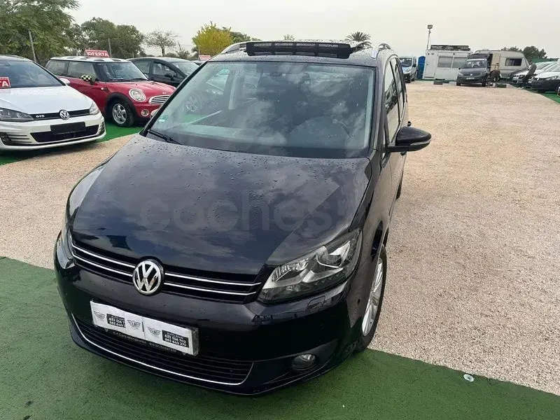 Usado VW Touran 140 CV (102 kW) 2013 Negro Monovolumen